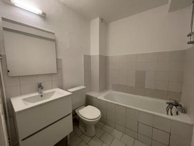 For rent Lyon-1er-arrondissement 5 rooms 72 m2 Rhone (69001) photo 4