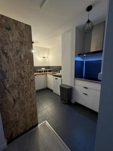 For rent Villeurbanne 6 rooms 105 m2 Rhone (69100) photo 3