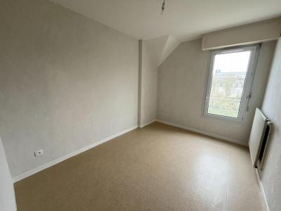 For sale Angers 4 rooms 83 m2 Maine et loire (49100) photo 3