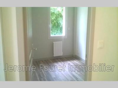 Louer Appartement 42 m2 Egletons