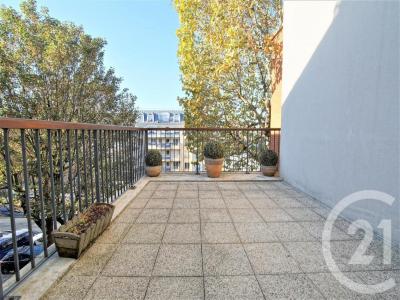 For rent Choisy-le-roi 2 rooms 48 m2 Val de Marne (94600) photo 0