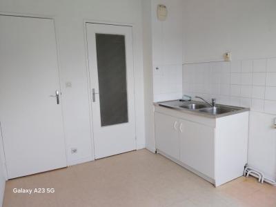 For sale Saint-herblain 3 rooms 63 m2 Loire atlantique (44800) photo 2