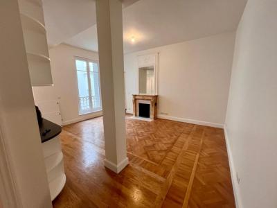 Louer Appartement 61 m2 Paris-3eme-arrondissement