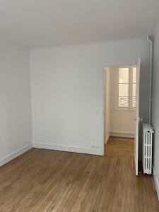 For rent Paris-15eme-arrondissement 2 rooms 46 m2 Paris (75015) photo 2