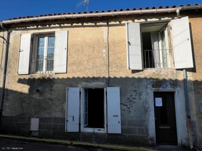 For sale Ruffec 4 rooms 93 m2 Charente (16700) photo 0