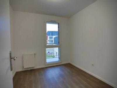 For sale Creil 3 rooms 69 m2 Oise (60100) photo 4