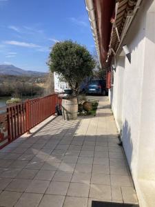 For sale Saint-pee-sur-nivelle 5 rooms 112 m2 Pyrenees atlantiques (64310) photo 2