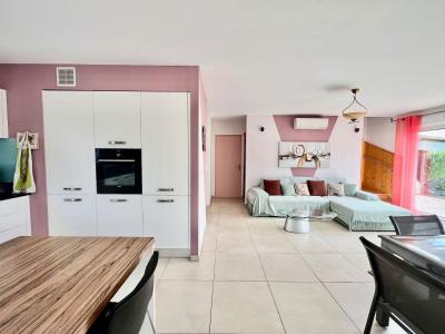 For sale Briscous 4 rooms 127 m2 Pyrenees atlantiques (64240) photo 1