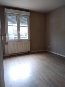 For rent Saint-julien-les-villas 3 rooms 65 m2 Aube (10800) photo 3