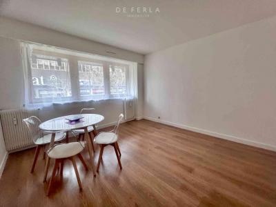 Louer Appartement 45 m2 Paris-15eme-arrondissement