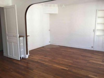 Acheter Appartement Paris-7eme-arrondissement 945000 euros