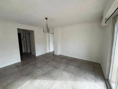 For sale Cannes 2 rooms 45 m2 Alpes Maritimes (06400) photo 3