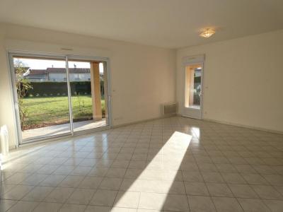 For rent Sainte-livrade-sur-lot 5 rooms 116 m2 Lot et garonne (47110) photo 1