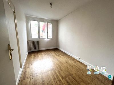 Louer Appartement Cholet 950 euros