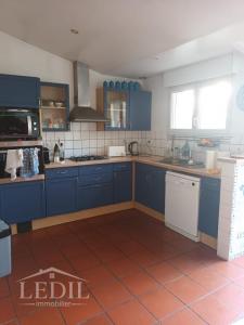 For sale Agen 5 rooms 135 m2 Lot et garonne (47000) photo 4