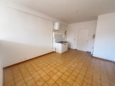 For rent Roanne 1 room 28 m2 Loire (42300) photo 2