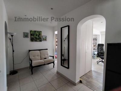 For sale Angers 4 rooms 85 m2 Maine et loire (49000) photo 2