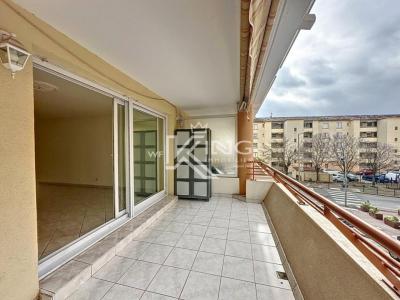 Acheter Appartement 70 m2 Saint-raphael