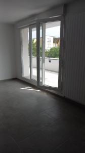 For rent Grenoble 2 rooms 45 m2 Isere (38100) photo 1