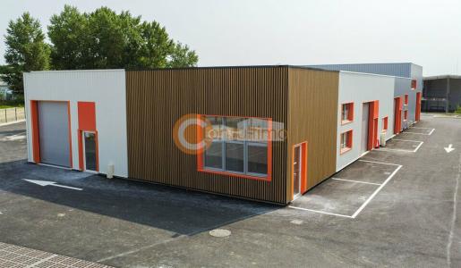 For rent Carbon-blanc 150 m2 Gironde (33560) photo 0