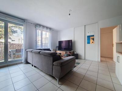 For sale Feyzin 2 rooms 48 m2 Rhone (69320) photo 1