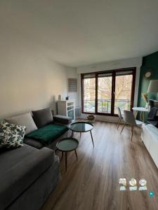 For rent Garenne-colombes 1 room 20 m2 Hauts de Seine (92250) photo 0