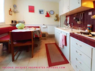 For sale Saint-seurin-sur-l'isle 4 rooms 90 m2 Gironde (33660) photo 4