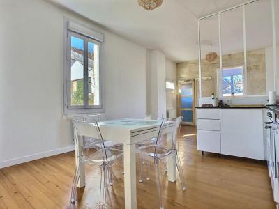 For sale Bordeaux 2 rooms 52 m2 Gironde (33100) photo 0