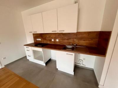 For rent Levallois-perret 3 rooms 65 m2 Hauts de Seine (92300) photo 2