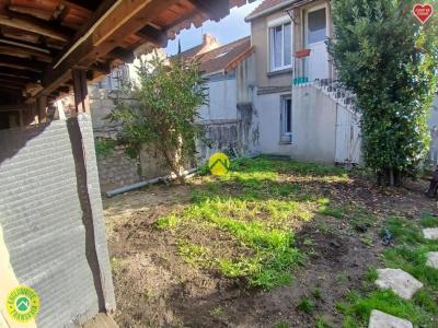 For sale Montlucon 3 rooms 61 m2 Allier (03100) photo 1