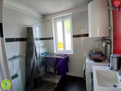 For sale Montlucon 3 rooms 61 m2 Allier (03100) photo 4