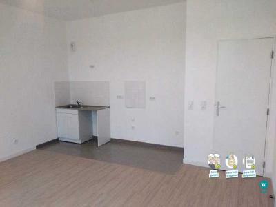 For rent Bagnolet 2 rooms 50 m2 Seine saint denis (93170) photo 0