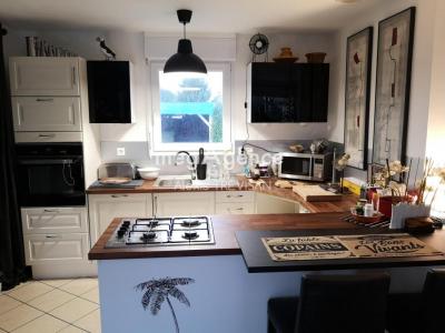 For sale Langoat 5 rooms 106 m2 Cotes d'armor (22450) photo 3