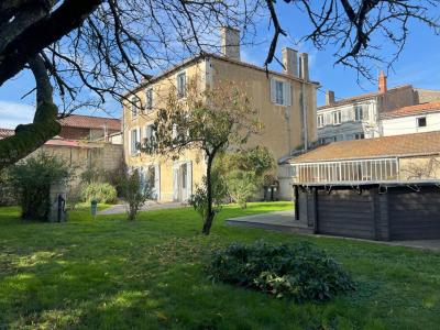 For sale Saint-maixent-l'ecole 11 rooms 267 m2 Deux sevres (79400) photo 2