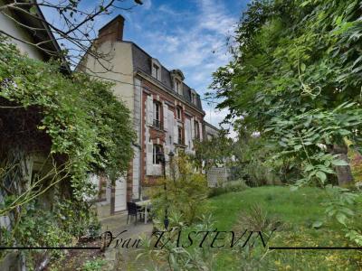 For sale Ferte-bernard 8 rooms 225 m2 Sarthe (72400) photo 0