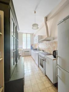 For sale Avignon 6 rooms 158 m2 Vaucluse (84000) photo 3