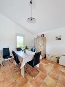 For sale Vedene 5 rooms 210 m2 Vaucluse (84270) photo 4