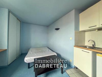 For rent Villeurbanne 1 room 22 m2 Rhone (69100) photo 2