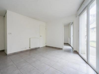 For sale Bourget 3 rooms 62 m2 Seine saint denis (93350) photo 2