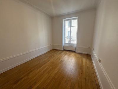 For rent Lyon-6eme-arrondissement 3 rooms 79 m2 Rhone (69006) photo 1