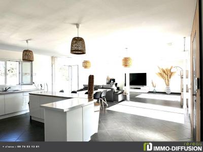 For sale IMPASSE AU CALME 4 rooms 126 m2 Gard (30800) photo 2