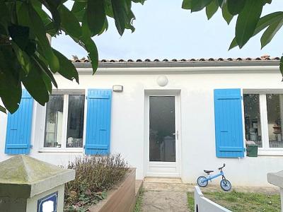 For sale Saint-sauveur-d'aunis 4 rooms 111 m2 Charente maritime (17540) photo 0