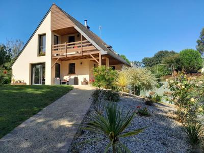 For sale Gourin 5 rooms 118 m2 Morbihan (56110) photo 0