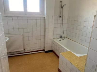 For sale Wingles 4 rooms 80 m2 Pas de calais (62410) photo 4