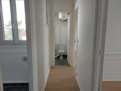 For rent Colombes 2 rooms 37 m2 Hauts de Seine (92700) photo 3