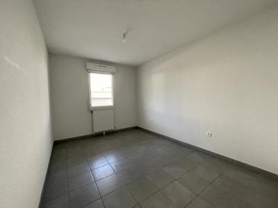 Louer Appartement Villeneuve-tolosane 597 euros