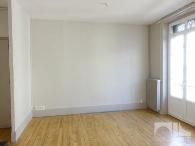 For rent Saint-etienne 2 rooms 53 m2 Loire (42000) photo 2