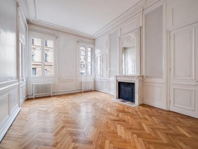 Acheter Appartement 150 m2 Lyon-6eme-arrondissement