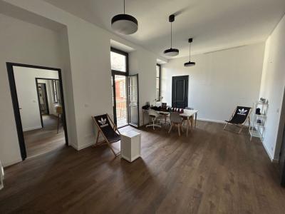 For sale HYPER CENTRE 3 rooms 80 m2 Pyrenees atlantiques (64000) photo 0