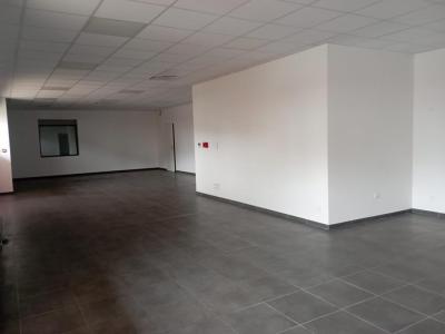 For rent Avermes 141 m2 Allier (03000) photo 1